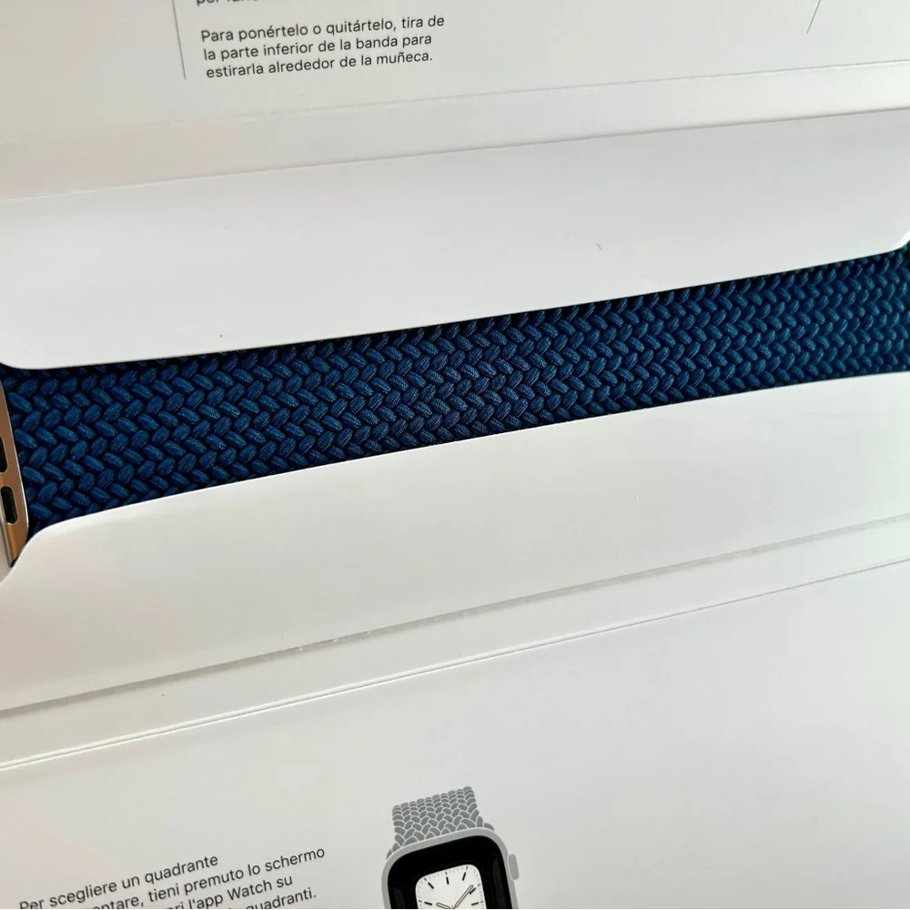 EUC Apple Watch Band 45mm